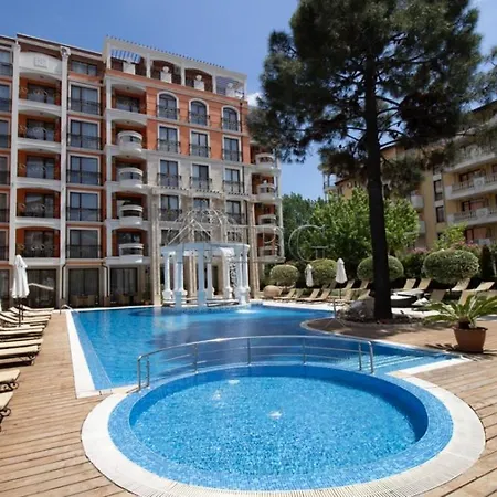 Patrick's - Harmony Palace Apartament *