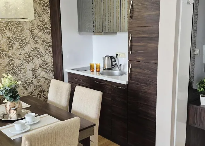 Patrick's - Harmony Palace アパート サニービーチ